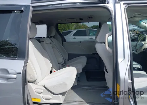 2011 Toyota Sienna Le V6 from USA, damaged, VIN 5TDKK3DC5BS005977